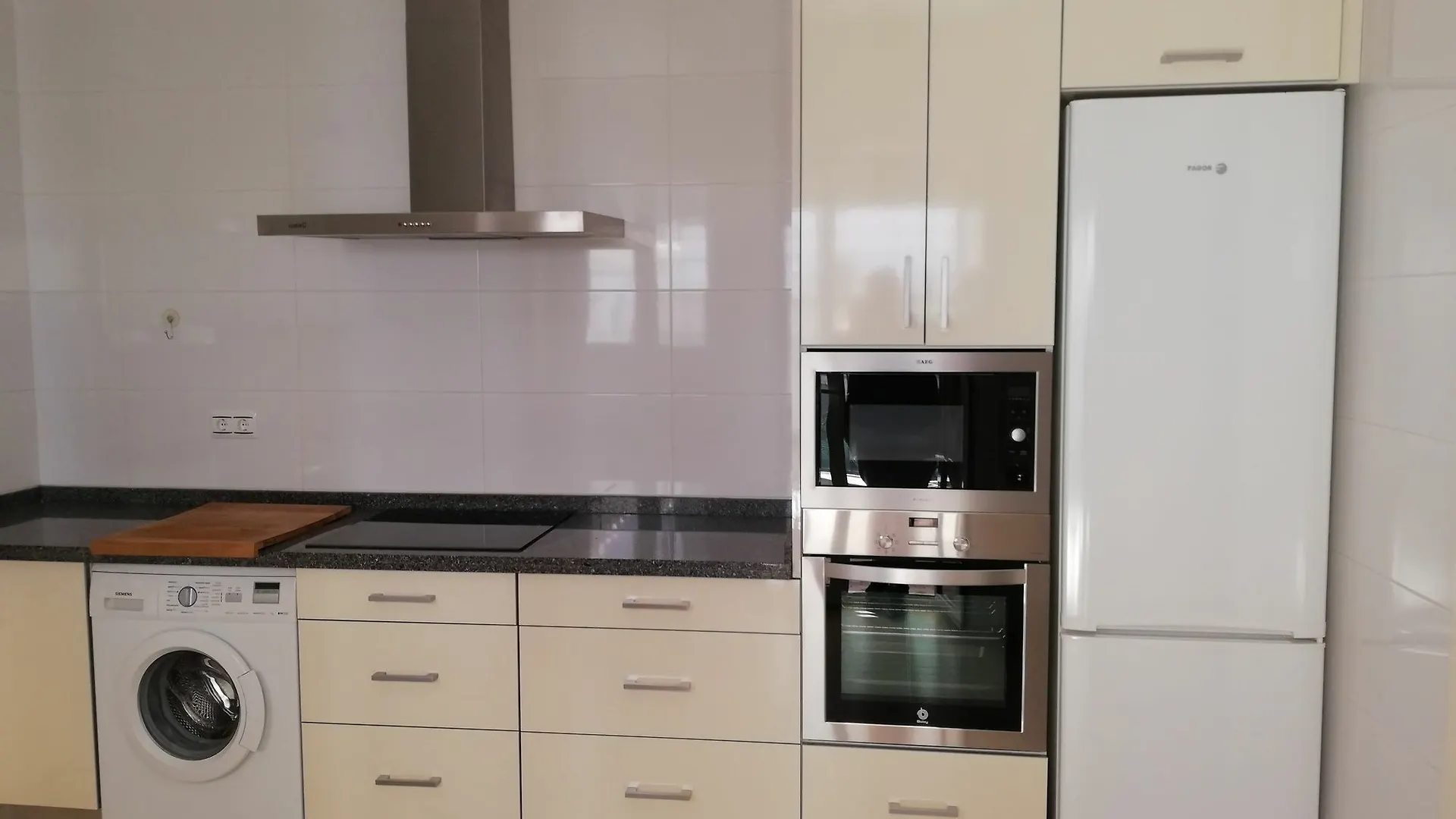 Letmalaga Economy Soho Apartment